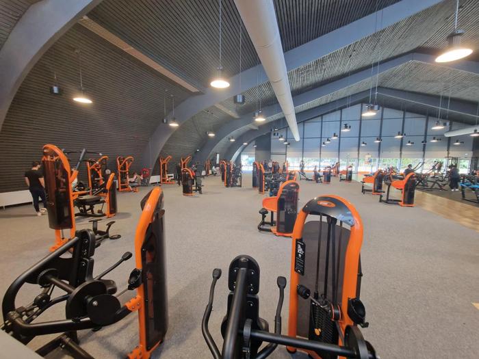 Basic-Fit Heerlen Ten Esschen 24/7