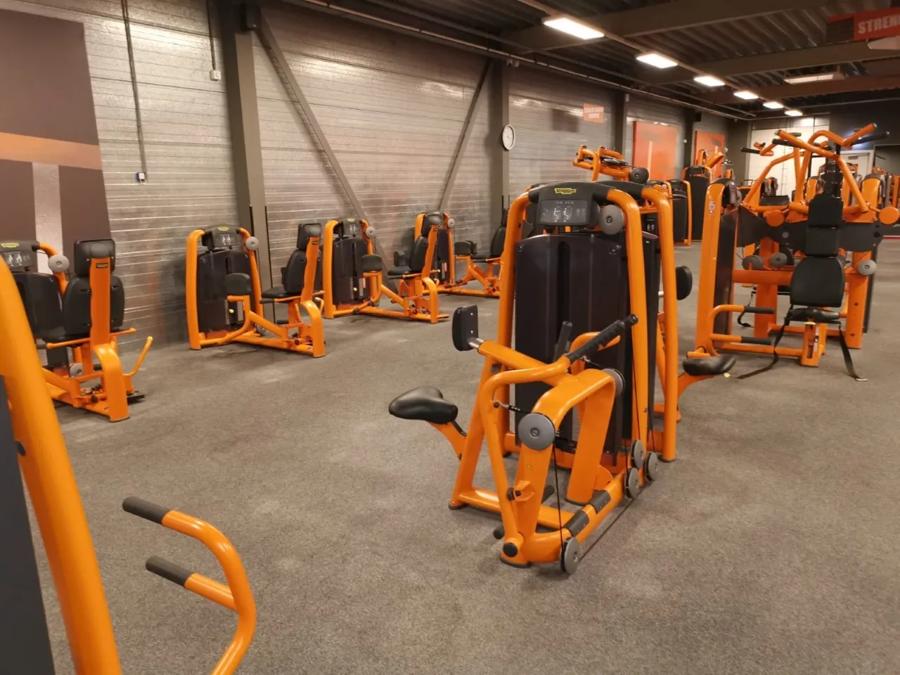 Basic-Fit Heerlen Ten Esschen 24/7