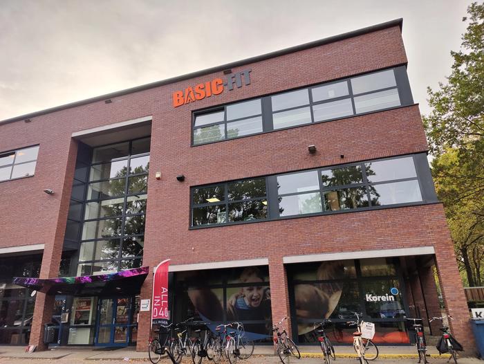 Basic-Fit Eindhoven Vijfkamplaan 24/7