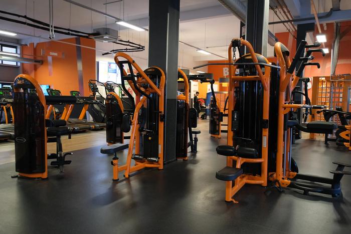 Basic-Fit Amsterdam Distelweg 24/7