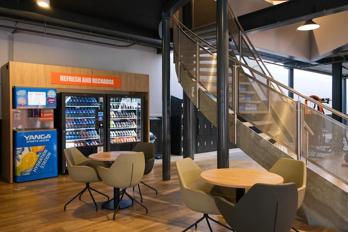 Basic-Fit Alkmaar Terborchlaan 24/7