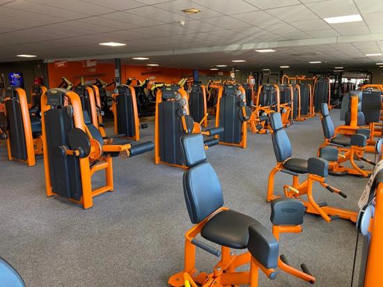 Basic-Fit Ijmuiden C. van der Doesstraat 24/7