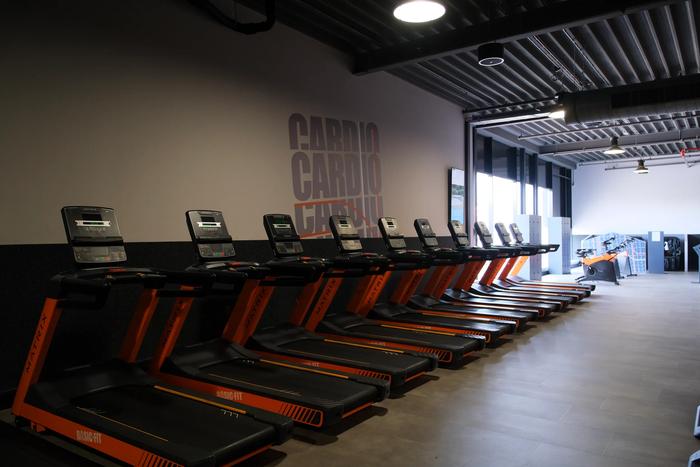 Basic-Fit Uden Industrielaan 24/7