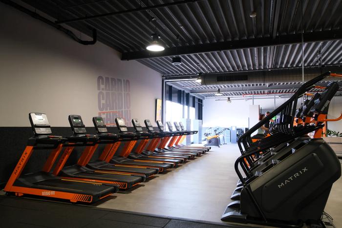 Basic-Fit Uden Industrielaan 24/7