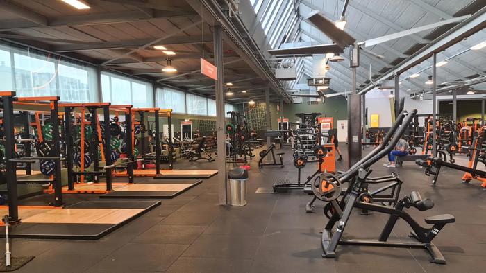 Basic-Fit Diemen Muiderstraatweg