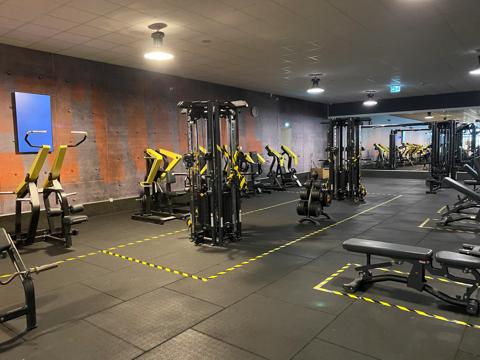 Basic-Fit Hoofddorp J.C. Beetslaan 24/7
