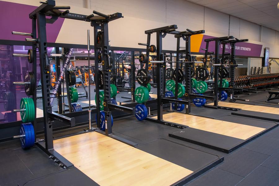 Basic-Fit Spijkenisse A.M. de Jongstraat 24/7