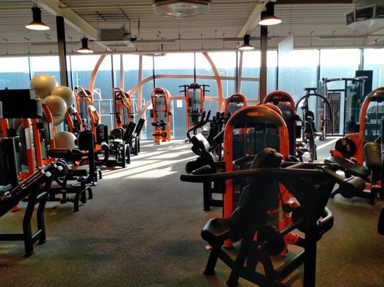 Basic-Fit Den Helder Industrieweg 24/7