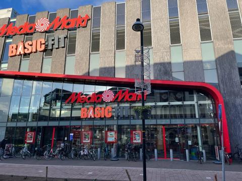 Basic-Fit Doetinchem Burgemeester van Nispenstraat 24/7