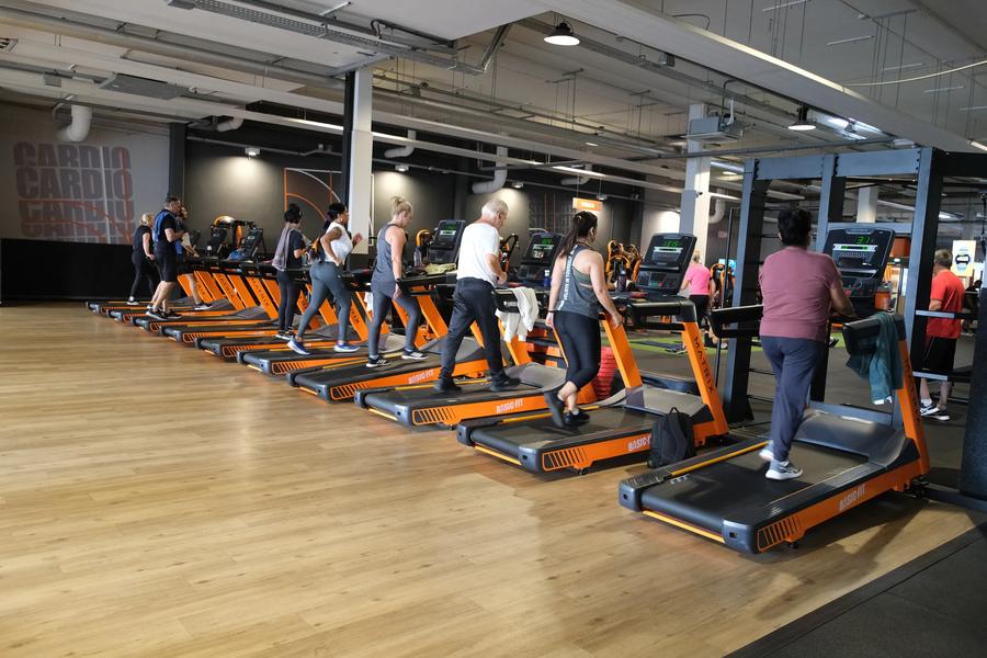 Basic-Fit Voorburg Mgr. van Steelaan