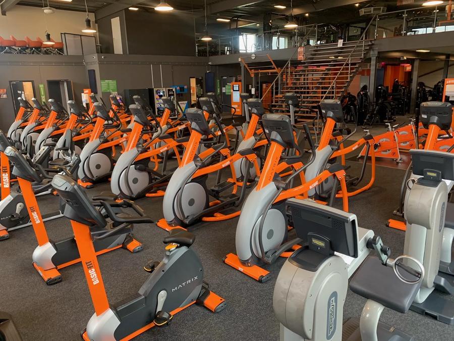 Basic-Fit Emmen Wembley 24/7