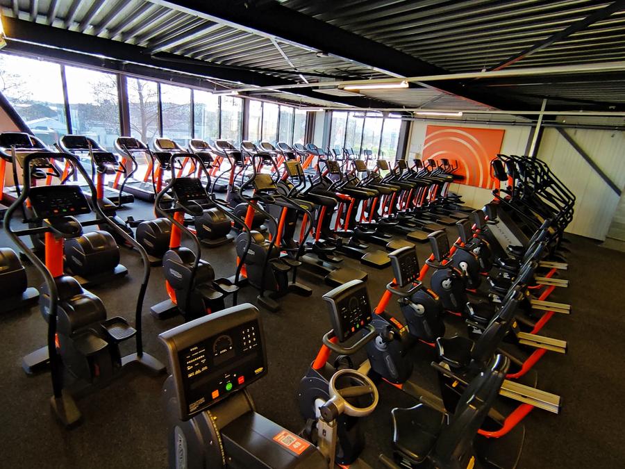 Basic-Fit Houten Kruisboog 24/7