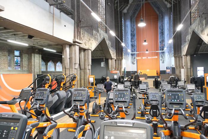 Basic-Fit Maastricht Bosscherweg 24/7