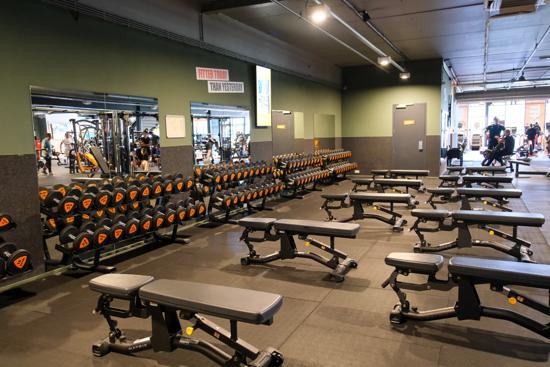 Basic-Fit Groningen Protonstraat 24/7