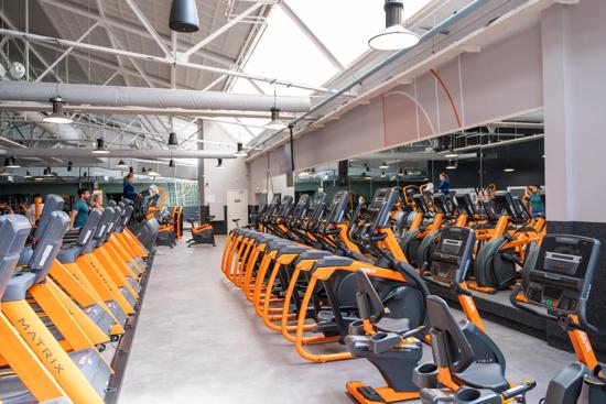 Basic-Fit Ede Peppelensteeg 24/7