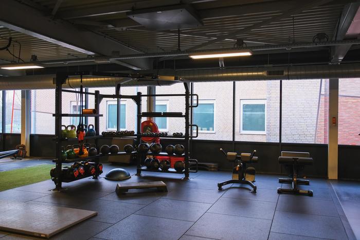 Basic-Fit Ede Peppelensteeg 24/7