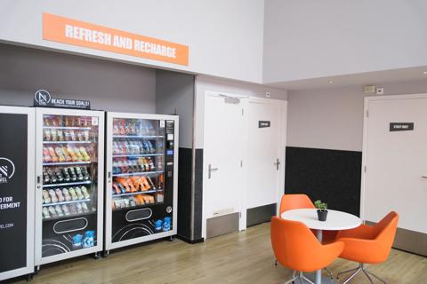 Basic-Fit Delft Leeuwenstein 24/7