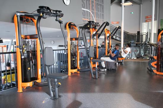 Basic-Fit Zoetermeer Burgemeester van Leeuwenpassage 24/7