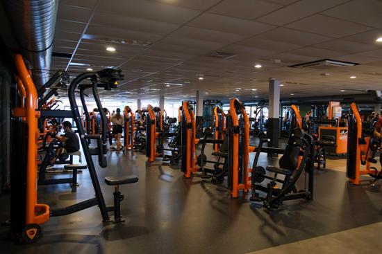 Basic-Fit Groningen Antillenstraat 24/7