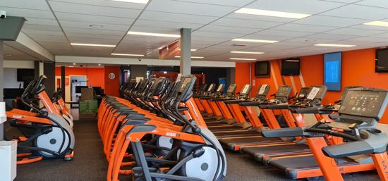 Basic-Fit Hoogeveen Pesserstraat 24/7