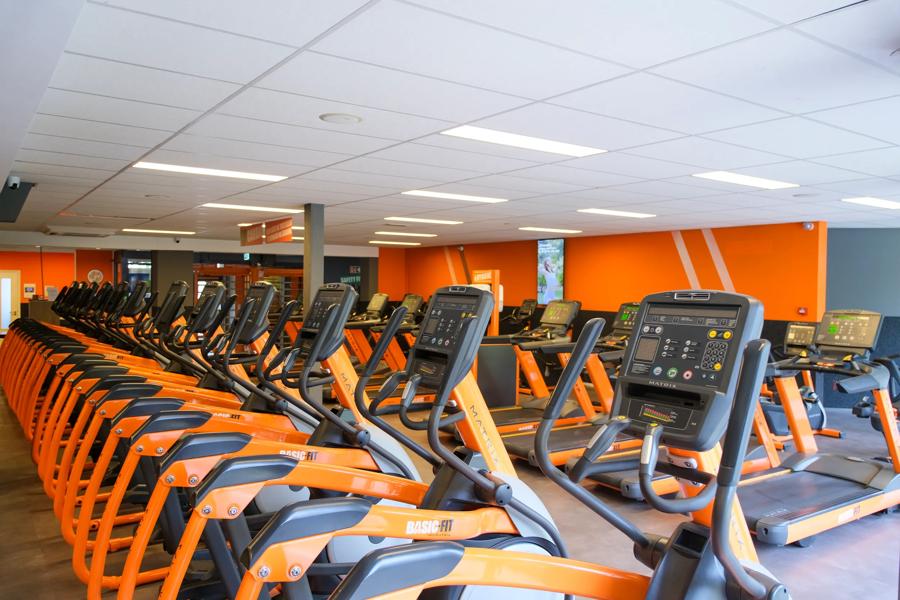 Basic-Fit Hoogeveen Pesserstraat 24/7