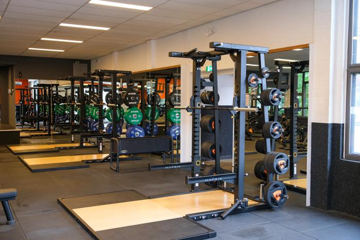 Basic-Fit Hoogeveen Pesserstraat 24/7