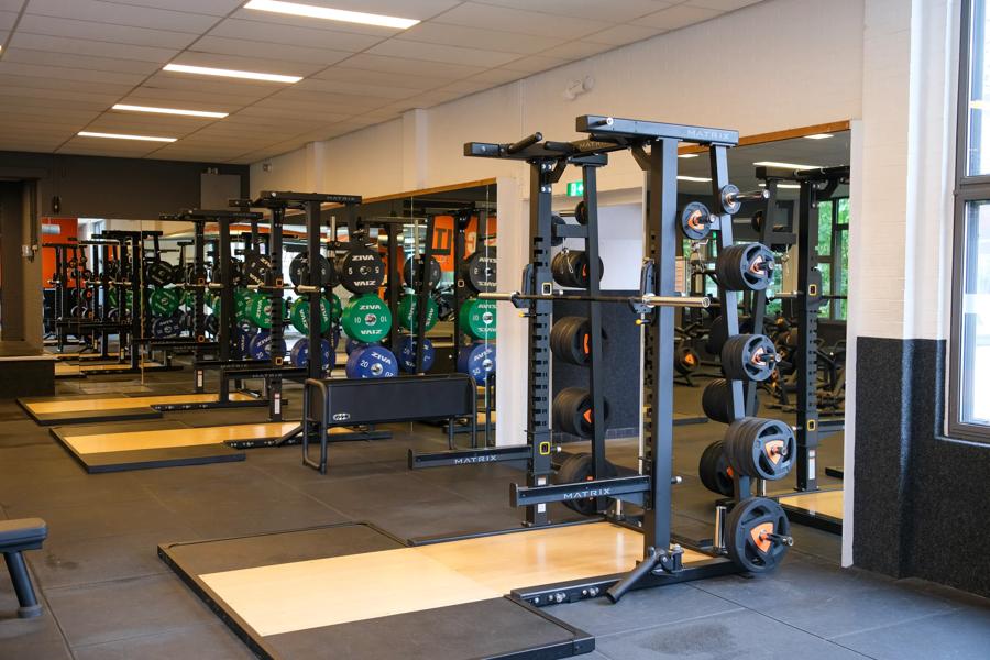 Basic-Fit Hoogeveen Pesserstraat 24/7