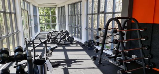 Basic-Fit Hoogeveen Pesserstraat 24/7