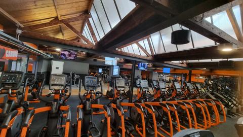 Basic-Fit Waalwijk Eerste Zeine 24/7
