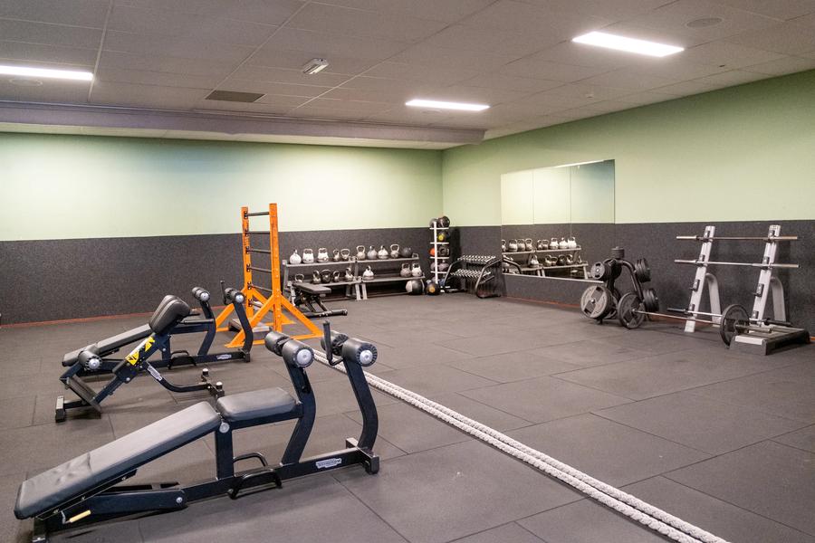 Basic-Fit Apeldoorn Ambachtsveld 24/7