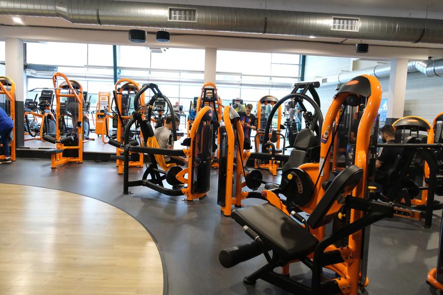 Basic-Fit Zwijndrecht Ter Steeghe Ring 24/7