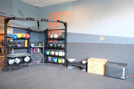 Basic-Fit Nijverdal Piet Heinweg 24/7