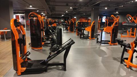 Basic-Fit Tilburg Heuvel 24/7