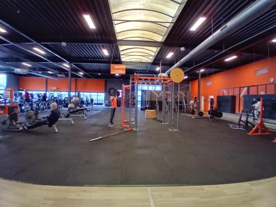 Basic-Fit Oosterhout Beneluxweg 24/7