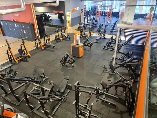 Basic-Fit Amsterdam Osdorp Pieter Calandlaan 24/7