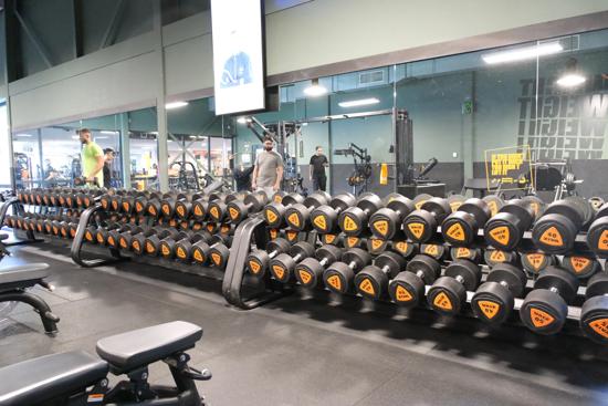 Basic-Fit Rotterdam IJsselmonde Dwarsdijk 24/7