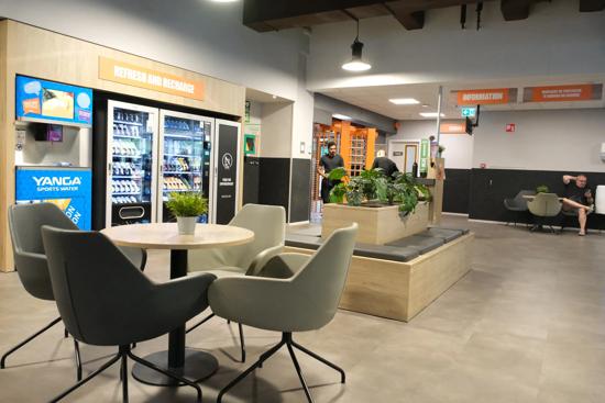 Basic-Fit Rotterdam IJsselmonde Dwarsdijk 24/7