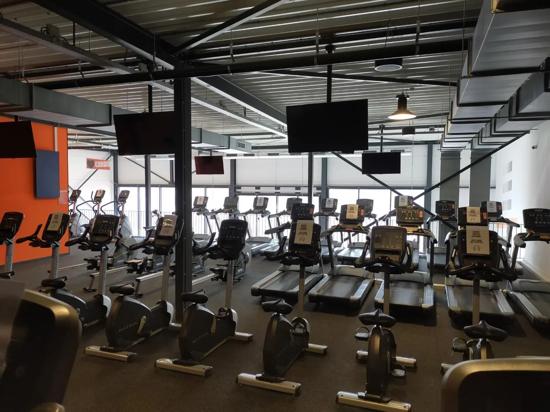 Basic-Fit Goes v.d. Spiegelstraat 24/7