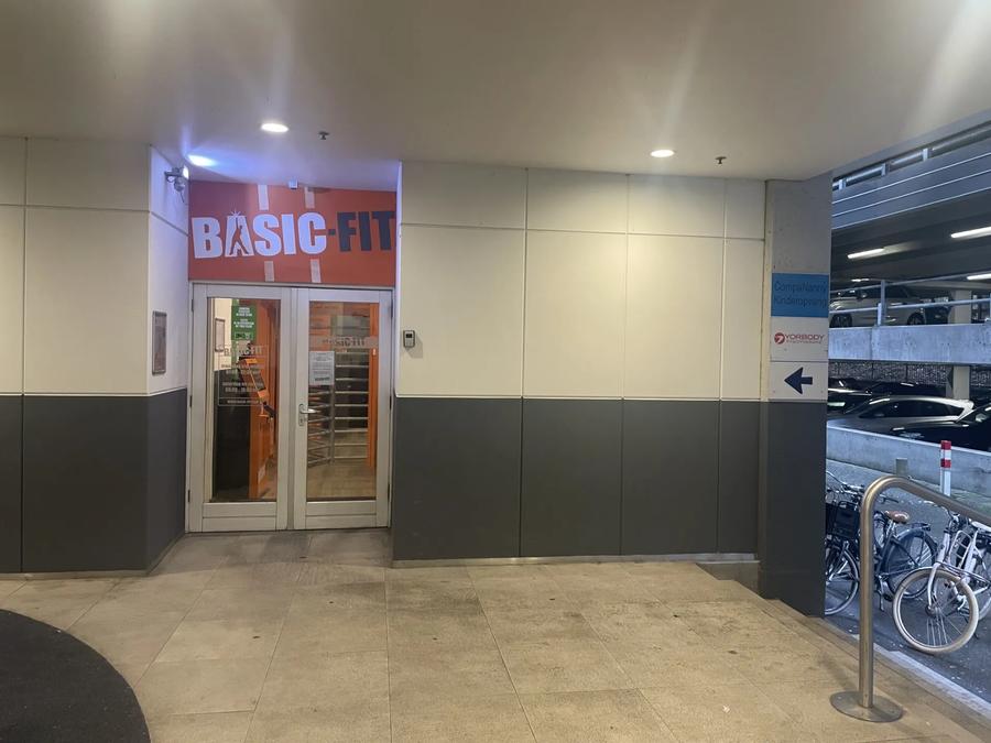 Basic-Fit Amsterdam WFC 24/7