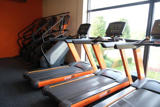 Basic-Fit Hoogeveen Duymaer van Twistweg 24/7