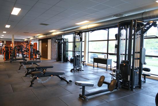 Basic-Fit Hoogeveen Duymaer van Twistweg 24/7