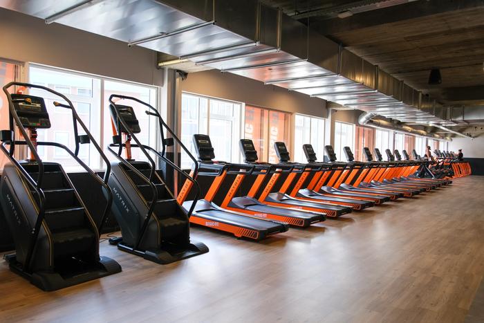 Basic-Fit Den Bosch Pastoor de Kroonstraat 24/7
