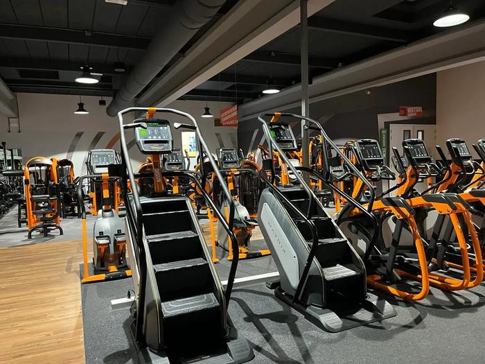 Basic-Fit Den Bosch Oude Vlijmenseweg 24/7