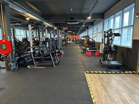 Basic-Fit Rotterdam 1e Jerichostraat 24/7