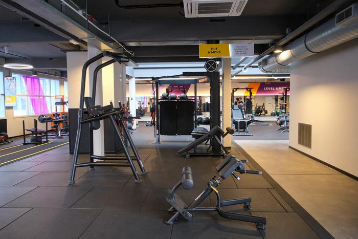 Basic-Fit Rotterdam 1e Jerichostraat 24/7
