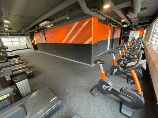 Basic-Fit Amsterdam A.J. Ernststraat