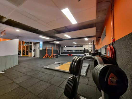 Basic-Fit Alphen aan den Rijn Sportlaan 24/7