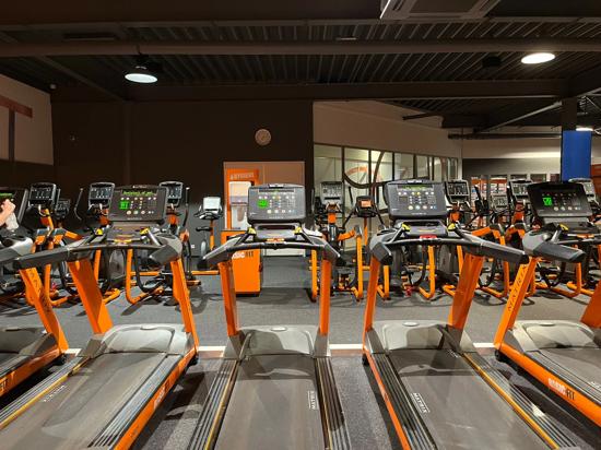 Basic-Fit Hoogvliet Middenbaan-Noord 24/7