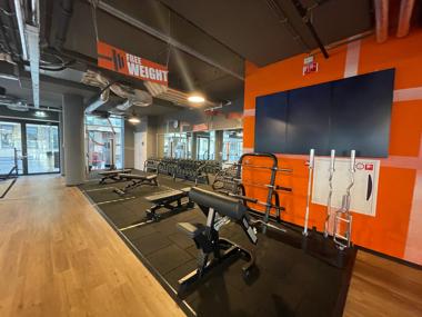 Basic-Fit Amsterdam Europaboulevard Ladies