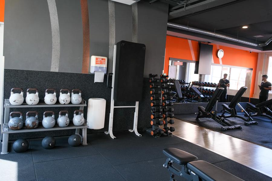 Basic-Fit Scheveningen Gevers Deynootweg